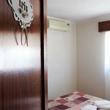 Guest house Flower Castelo de Paiva